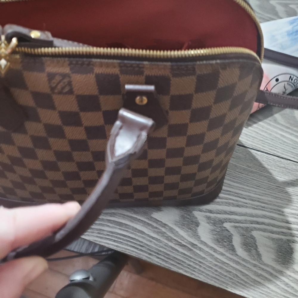 Authentic Louis Vuitton Alma Pm